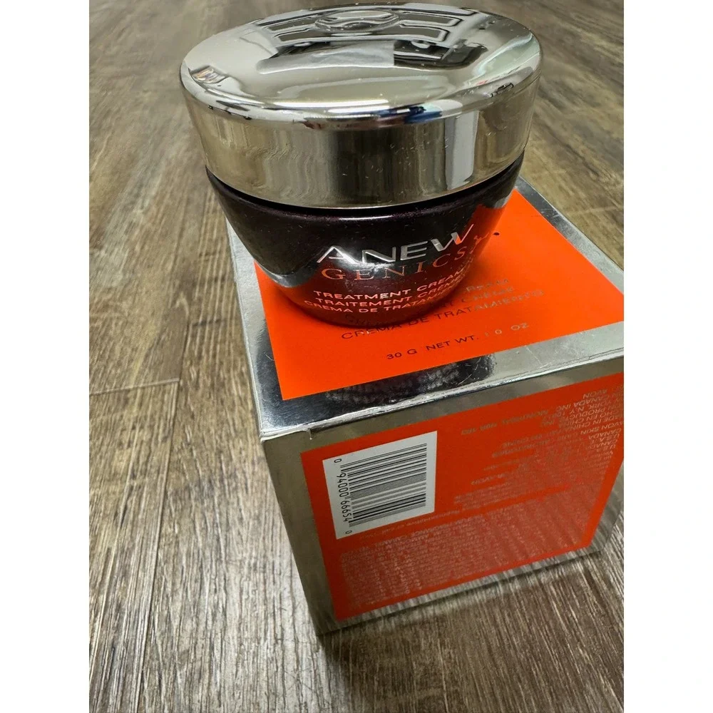 Avon Anew Genics Treatment Cream 1.0 oz Anti-Aging‎ Night Face Moisturizer AHA